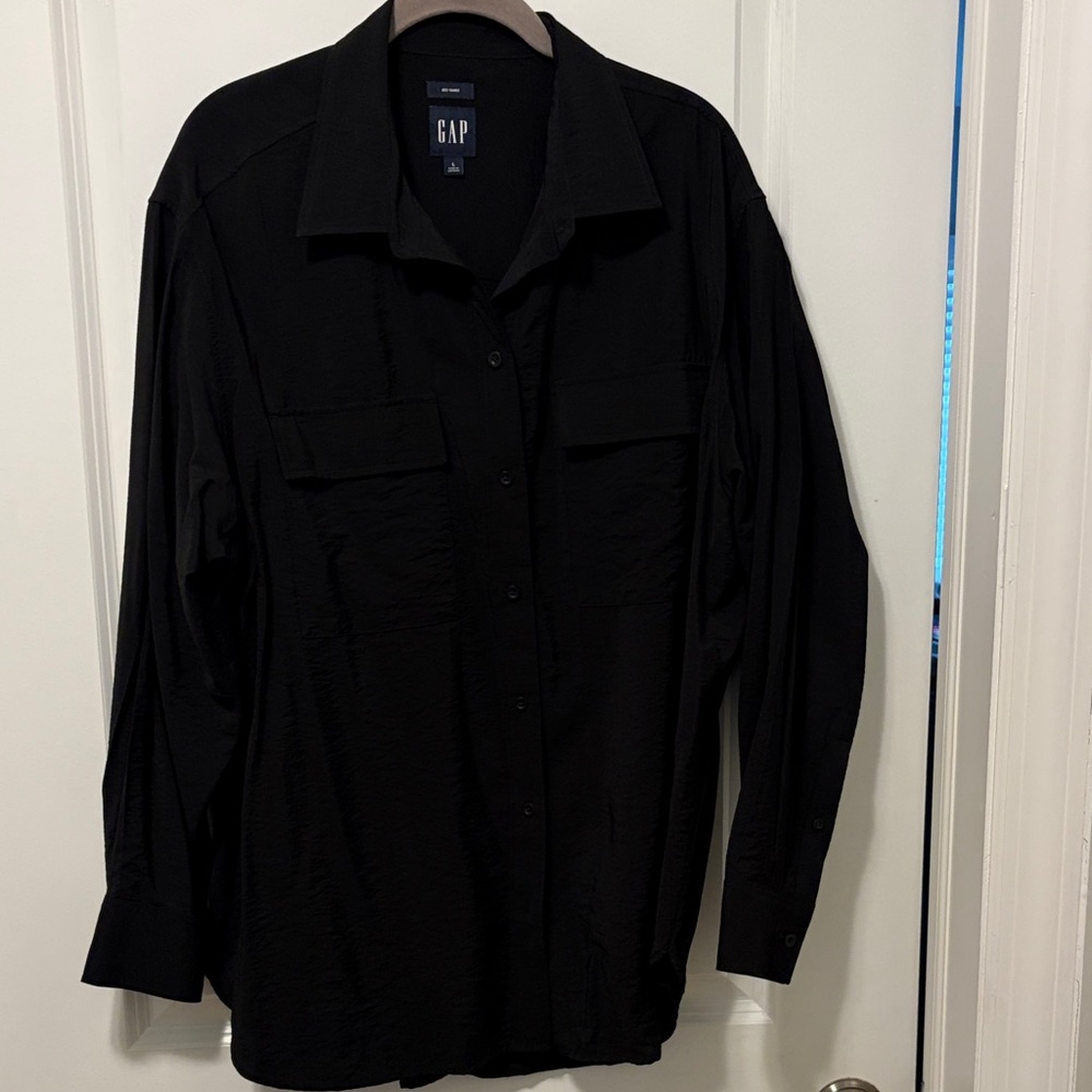 GAP Women's Black Utility Blouse